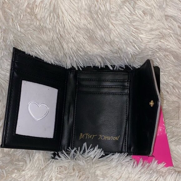 BETSEY Johnson flap wallet New with tag - Picture 3 of 5